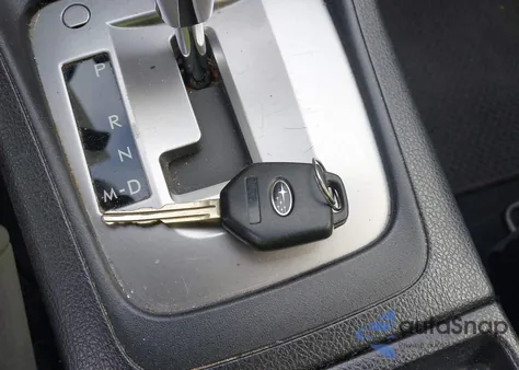 2013 Subaru Impreza 2.0I Premium z USA, uszkodzony, nr VIN JF1GPAC64D2888896